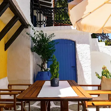 Sani Pine Száni-part