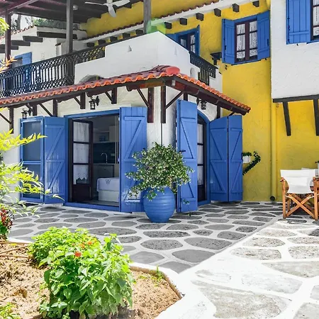 Sani Pine * Sani (Chalkidiki)