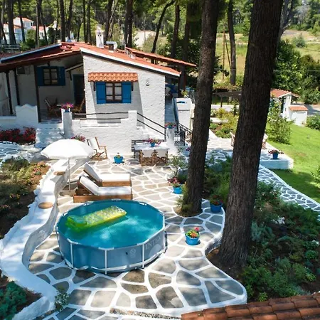 Sani Pine Holiday home *